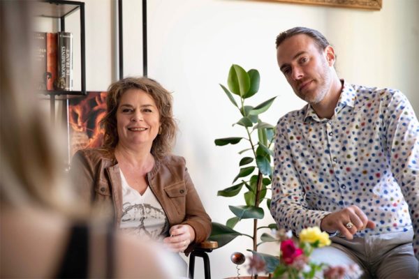 Amanda et Michel souriant