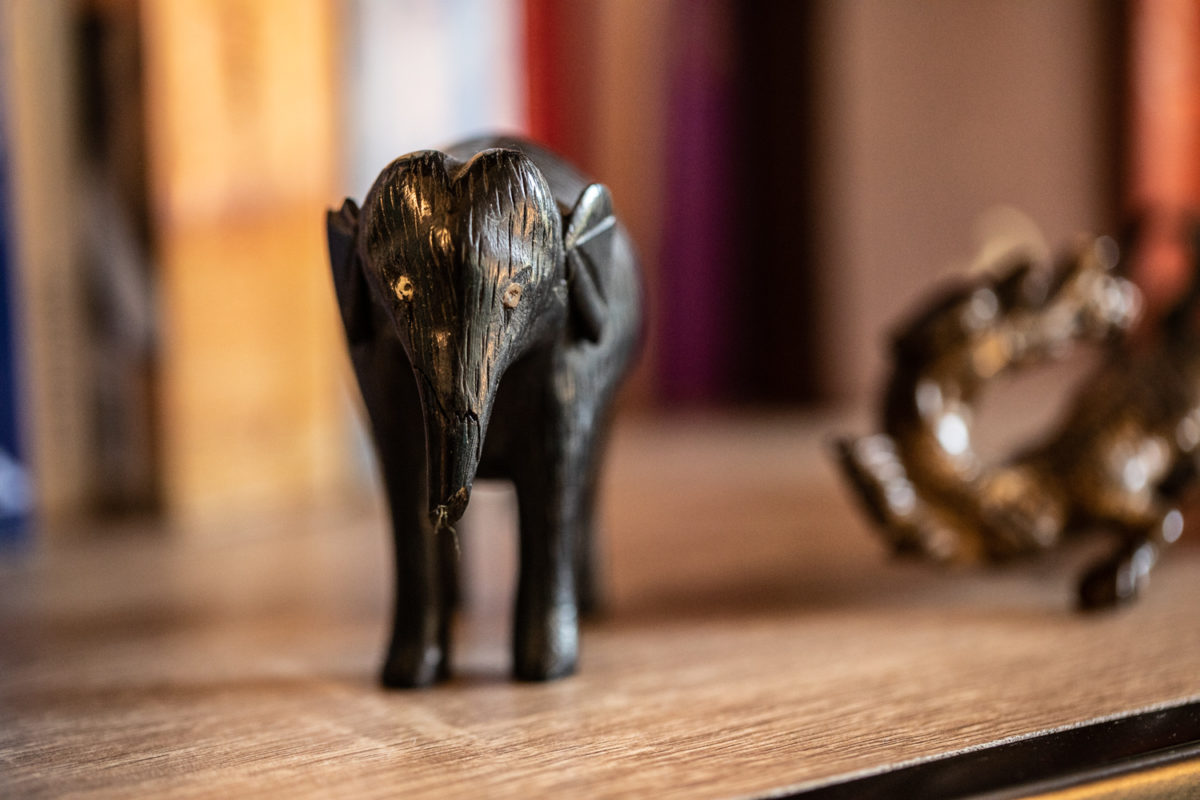 Petit éléphant en ébène